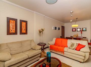 Apartamento · 148m² · 3 Quartos · 1 Vaga · Apartamento à venda na quadra mar de Balneário Camboriú