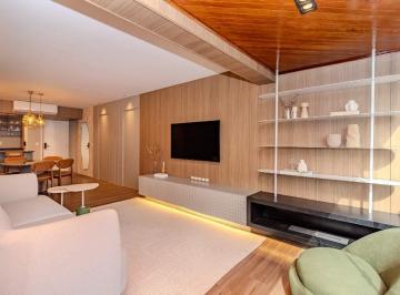 Apartamento · 103m² · 3 Quartos · 1 Vaga · Apartamento à venda no centro de Balneário Camboriú