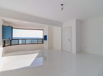 Apartamento · 110m² · 3 Quartos · 1 Vaga · Apartamento frente mar à venda no Ed. Vale Dourado em Balneário Camboriú
