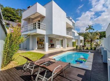Casa · 311m² · 3 Quartos · 4 Vagas · Casa à venda na praia de Cabeçudas - Itajaí