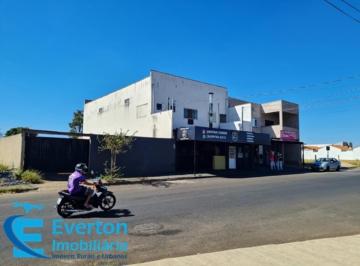 Foto 01 · Cômodo comercial de 170 m² e 2 aptos no pavimento superior.