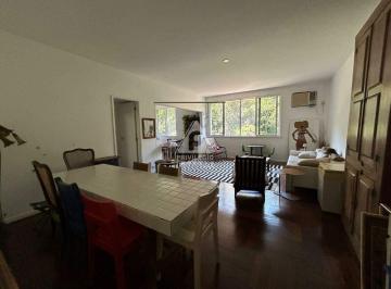 Sala · 2 quartos (1 suíte) com Dce em rua Nobre e arborizada