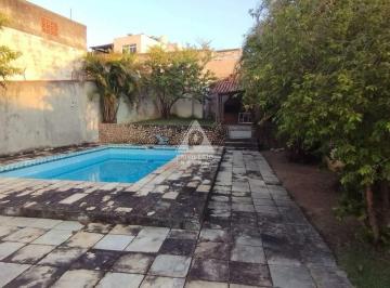 Casa · 350m² · 4 Quartos · 3 Vagas · Excelente Casa na Ilha do Governador! 4 quartos, 5 banheiros, 3 vagas, com piscina e uma grande área