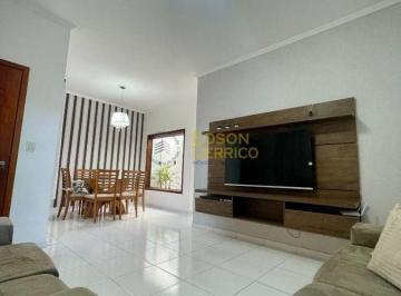 Casa · 143m² · 2 Quartos · 3 Vagas · Casa com 2 quartos à Venda, Residencial Parque das Palmeiras - Pindamonhangaba