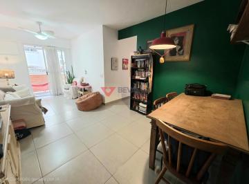 Apartamento · 75m² · 2 Quartos · 1 Vaga · Apartamento à venda em Laranjeiras: 75m², 2 quartos, 1 vaga