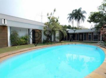 Casa · 645m² · 4 Quartos · 4 Vagas · Casa térrea ,1000m2 terreno, 4 Suítes, Garagem p/ 4 carros,piscina, churrasqueira,.