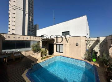 Apartamento · 204m² · 3 Quartos · 2 Vagas · Cobertura a venda rua tranquila no Jardins com 204 m², 3 quartos sendo 2 suítes com 2 vagas de garag