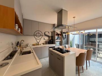 Casa · 143m² · 2 Quartos · 2 Vagas · Casa à venda, 2 suítes e 3 banheiros.2 vagas,, Jardim Prudência, São Paulo