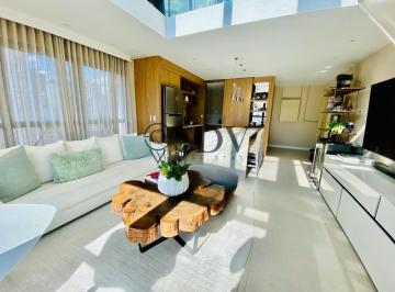 Apartamento · 110m² · 2 Quartos · 3 Vagas · Cobertura triplex, à venda, com 2 dormitórios - 2 suítes,e 3 vagas de garagem.