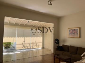 Casa · 160m² · 3 Quartos · 4 Vagas · Excelente casa no Brooklin Novo, com 197 m2, 3 dorm, 1 suíte, 4 vagas.
