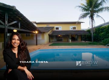 Casa de 5 quartos, Brasília · Casa 5 Quartos - Varanda - Aquecimento Solar - Piscina - Jardim QL 16 