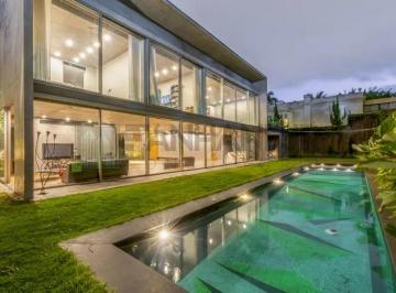 Foto 01 · Oportunidade única: Casa de Alto Padrão no Jardim Europa, São Paulo-SP, com 4 quartos, 4 suítes e 8