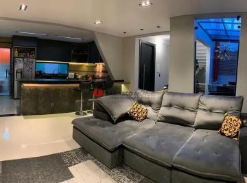 Casa · 120m² · 3 Quartos · 2 Vagas · Sobrado em Barcelona