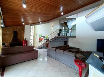 Casa · 349m² · 3 Quartos · 5 Vagas · Sobrado em Jardim São Caetano
