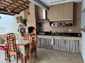 Casa · 253m² · 4 Quartos · 4 Vagas · Sobrado em Olímpico