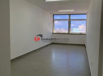 Comercial · 42m² · 1 Vaga · Sala Comercial em Centro