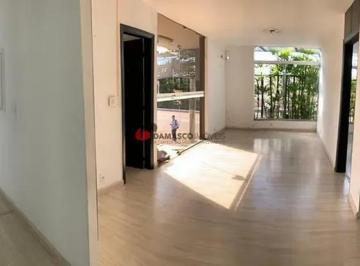Comercial · 230m² · 3 Vagas · Loja em Santa Paula