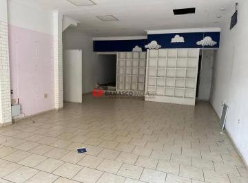 Apartamento · 318m² · Apartamento em Osvaldo Cruz