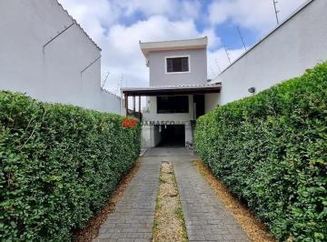 Casa · 287m² · 3 Quartos · 6 Vagas · Sobrado em Santa Maria