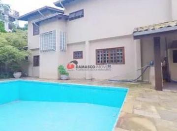 Casa · 640m² · 4 Quartos · 5 Vagas · Casa em Santa Maria