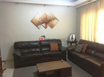Casa · 201m² · 4 Quartos · 4 Vagas · Sobrado em Nova Gerti