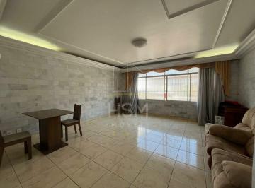 Casa · 304m² · 4 Quartos · 3 Vagas · Sobrado com 4 Quartos e 3 banheiros à Venda, 304 m²