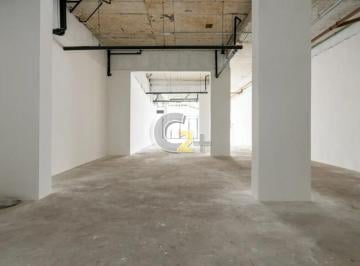 Comercial · 200m² · 1 Vaga · Loja comercial para locação em Pinheiros com 2 banheiros , 1 vaga e 200m2