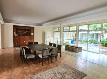 Casa · 750m² · 6 Quartos · 7 Vagas · Casa Alto Padrão à Venda em Moema - 750 m² de Área Útil