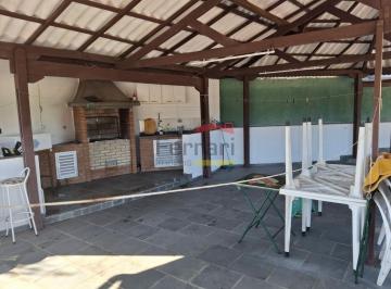 Casa · 216m² · 2 Quartos · 3 Vagas · Sobrado próximo ao Horto Florestal