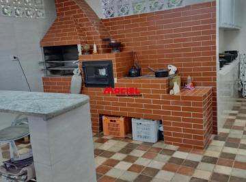 Rural · 110m² · 2 Quartos · 1 Vaga · OPORTUNIDADE: Chácara em Paraibuna com 2100 m² de Terreno