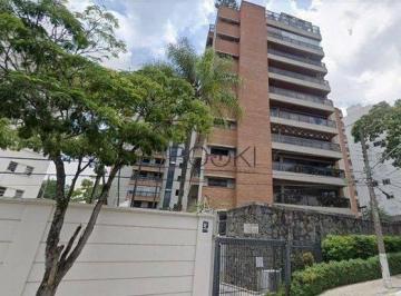 0f94bfbd82044a9c2c5becd2d593a10600b1315e · Oportunidade - Apartamento com 181m,  4 suítes, lavabo,2 vagas de garagem e varanda.