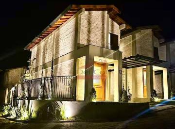 f5fe1bf261d13f7c1e9b4a44e767a07e1be5482c · Casa com 2 dormitórios à venda, 101 m² por R$ 1.200.000,00 - Monte Verde - Camanducaia/MG
