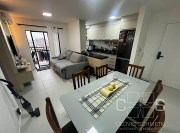 Apartamento · 54m² · 2 Quartos · 1 Vaga · APARTAMENTO SEMI MOBILIADO EM PIÇARRAS