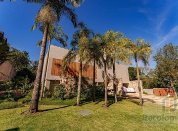 7160f8d84a3485224f15880d1f5415625ed03da6 · Casa a Venda em Condominio Alphaville