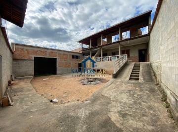 Casa · 250m² · 2 Quartos · 2 Vagas · Casa e Galpão em 2 lotes