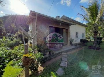 90238013a87f4d1070ea02343c72e0213c274674 · Casa com 4 dormitórios à venda por R$ 900.000,00 - Posse - Petrópolis/RJ
