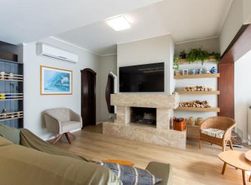 Casa · 421m² · 3 Quartos · 4 Vagas · Casa em Condomínio em Tristeza