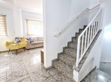 7fe260a3-94f8-4ae2-abb7-37c115332fc6 · Casa no condomínio Villagio Di Florenza para venda com 3 quartos, sendo 3 suítes, 130m²