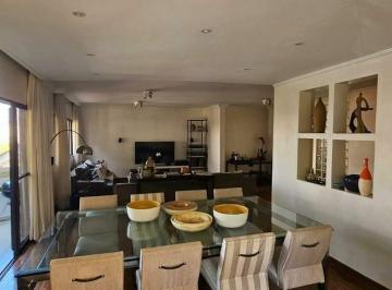 Apartamento · 200m² · 4 Quartos · 4 Vagas · Apartamento em Vila Mariana com 200m²