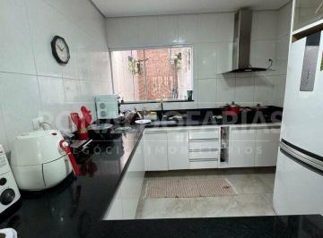 Casa · 122m² · 4 Quartos · 2 Vagas · Casa à venda com 4 Dormitórios 1Suíte 2 vagas na Região do Socorro