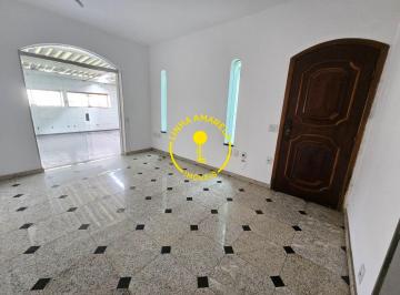 Casa · 171m² · 3 Quartos · 2 Vagas · Sobrado no Jardim Guedala à 6 minutos da estação de metro Morumbi