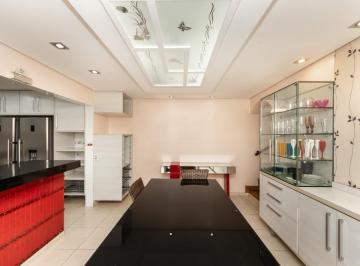 IMG_20260609_105112_000.jpeg · Excelente sobrado para venda em Vila Parque Jabaquara com 4 quartos, sendo 4 suítes, 228m² - remaxar