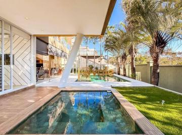 525ef1803cf97dd794b9bb710c5c6622f60c4e46 · Casa de Alto Padrão à Venda 400m2 no Alphaville Urbanova, SJC: Luxo e Exclusividade