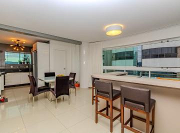 Apartamento · 100m² · 3 Quartos · 2 Vagas · Apartamento à venda no centro de Balneário Camboriú