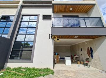 Casa en Venda de 3 quartos Capão Raso · SOBRADO TRÍPLEX Á VENDA 03 QUARTOS 1 SUÍTE E TERRAÇO BAIRRO CAPÃO RASO