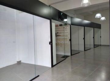 Comercial , São Paulo · Aluga-se sala comercial de 4 M² e 10 M² no Parque Regina