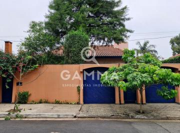 Casa · 280m² · 3 Quartos · 2 Vagas · Casa à venda no Sumaré! Confortável em rua tranquila e próxima ao metro Sumaré!