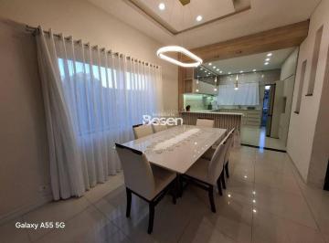 Casa · 209m² · 3 Quartos · 2 Vagas · Casa com Excelente Acabamento em Itapema do Norte