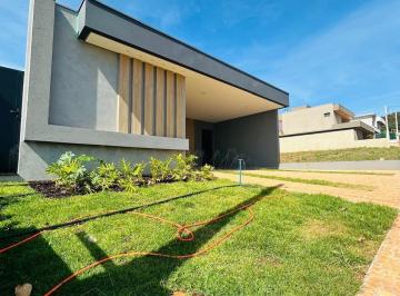 1751304405.jpg · Casa rica em armarios no Cond Quinta da Mata 2 | Só aqui na Rosa e Rangel Consultoria e Assessoria I