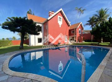 Casa · 372m² · 4 Quartos · 3 Vagas · Sobrado em Peruíbe